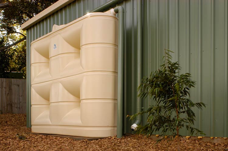 Slimline 3000 litre rainwater tank installed onto a shed