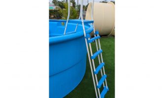 plunge pool ladder